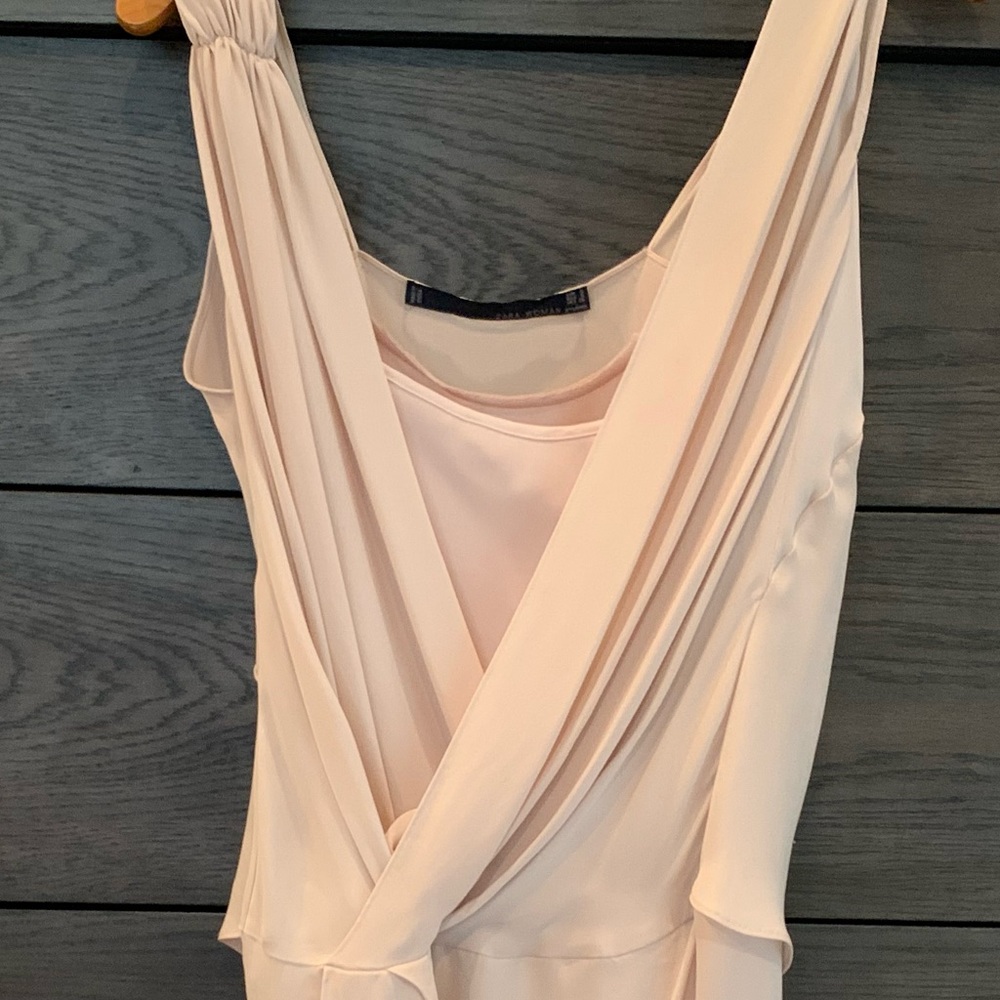 BCBGMaxAzria Beautiful Draped Silky Dress💕 - Picture 2 of 4